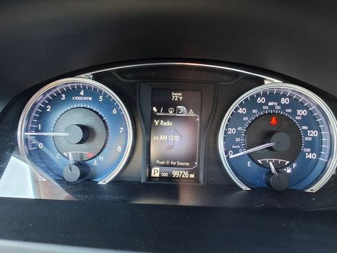 Used 2015 Toyota Camry XLE w/ Moonroof Package FWD image 13