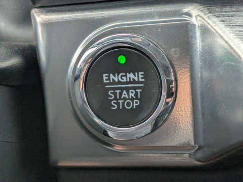 Used 2023 Ford F150 Lariat w/ Equipment Group 502A High AWD/4WD image 30