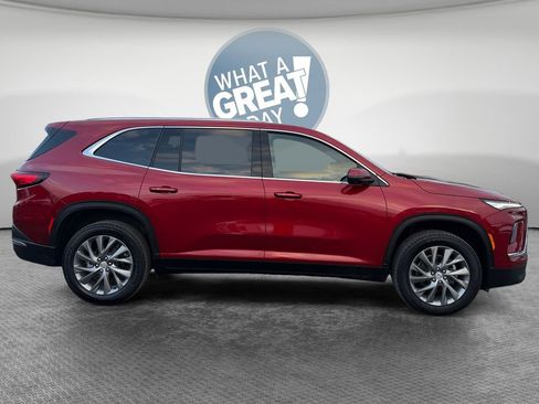 Certified 2025 Buick Enclave Preferred image 2