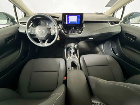 Used 2025 Toyota Corolla LE FWD image 27