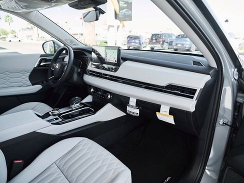 New 2026 Mitsubishi Outlander SEL FWD image 25