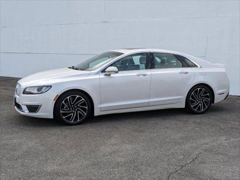 Used 2020 Lincoln MKZ Reserve w/ Elements Package FWD image 2