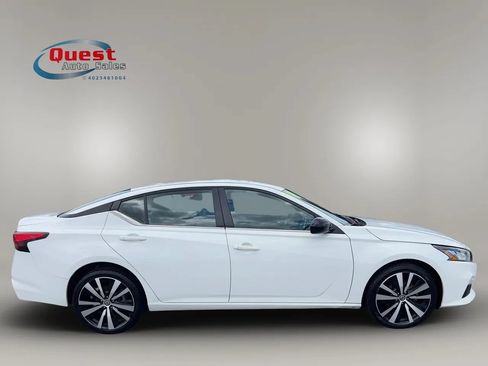 Used 2019 Nissan Altima 2.5 SR AWD/4WD image 2