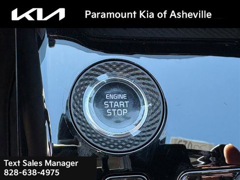 New 2025 Kia Niro SX image 14