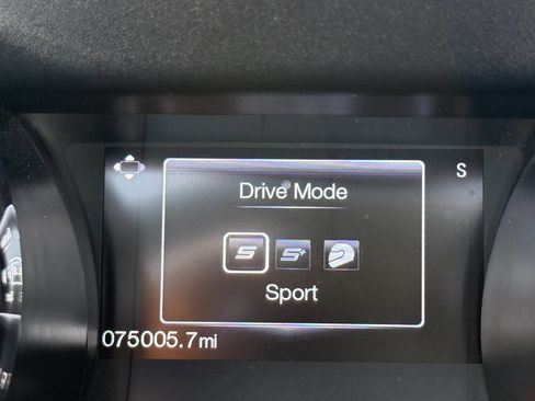 Used 2016 Ford Mustang Premium image 16