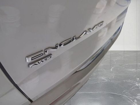 Used 2023 Buick Enclave Essence w/ Experience Buick Package image 31