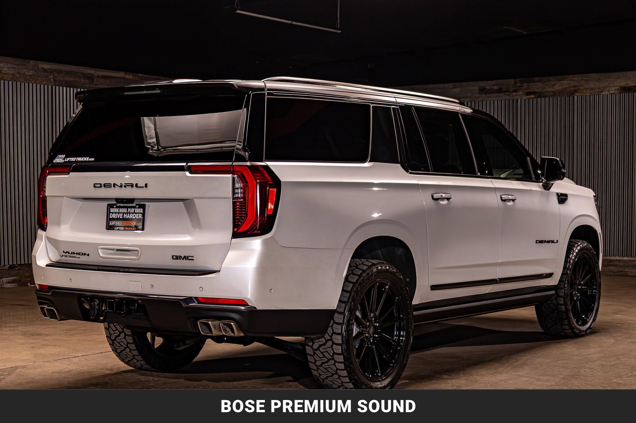 Used 2025 GMC Yukon XL Denali Ultimate AWD/4WD image 10