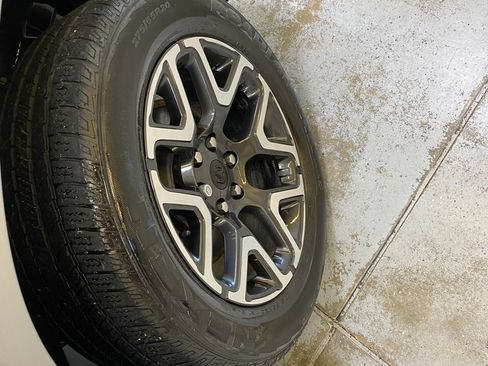 Used 2025 RAM 1500 Laramie AWD/4WD image 14
