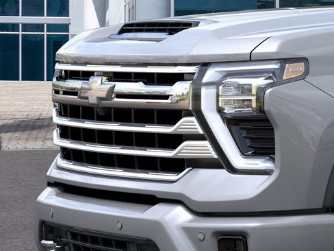 New 2026 Chevrolet Silverado 2500 High Country w/ High Country Premium Package image 13