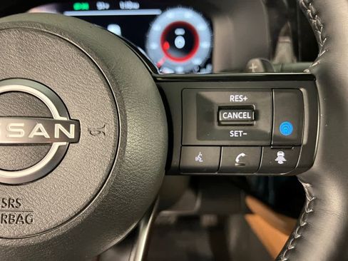 Used 2023 Nissan Pathfinder Platinum image 53