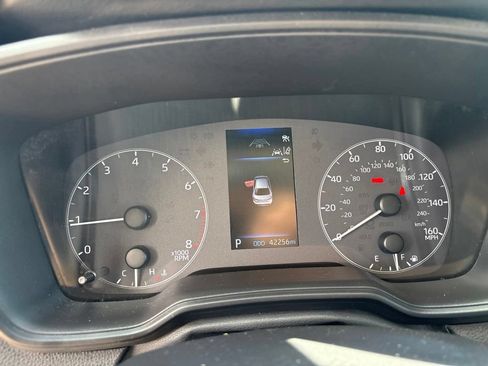 Used 2025 Toyota Corolla LE FWD image 13