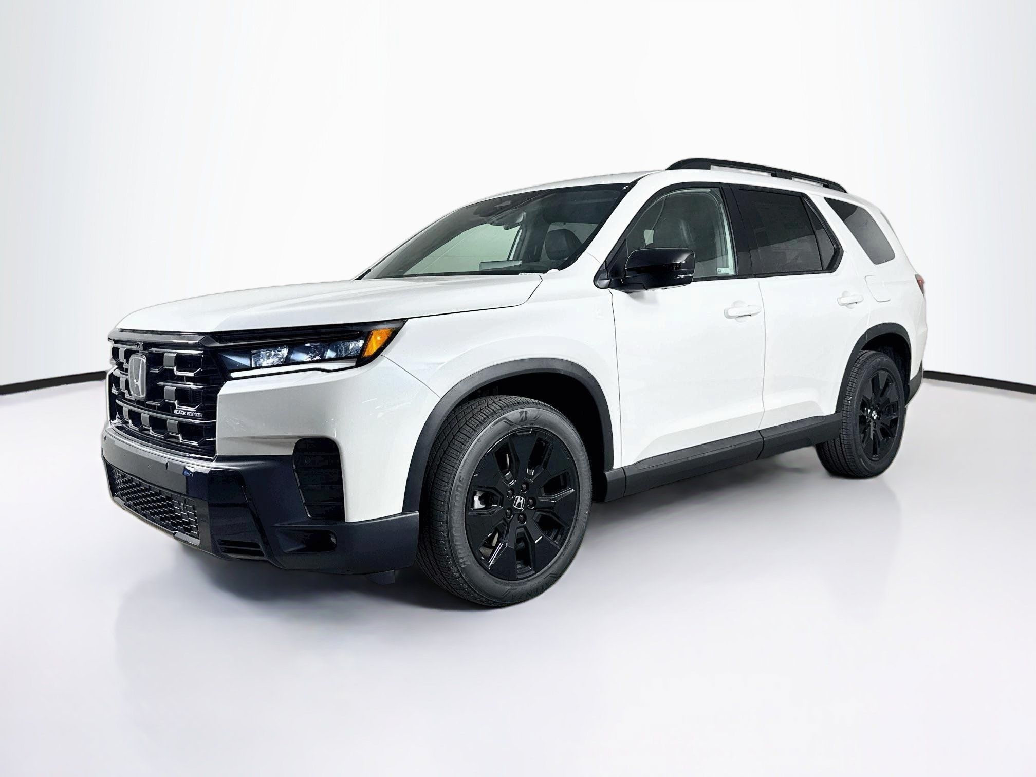 New 2026 Honda Pilot Black Edition image 4