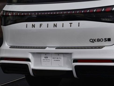 New 2026 INFINITI QX80 4WD w/ Sport Exterior Package image 27