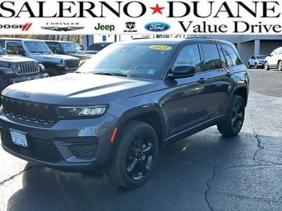 Used 2023 Jeep Grand Cherokee Altitude