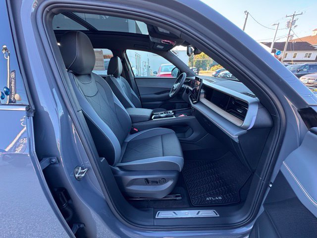 New 2027 Volkswagen Atlas SEL R-Line AWD/4WD image 30