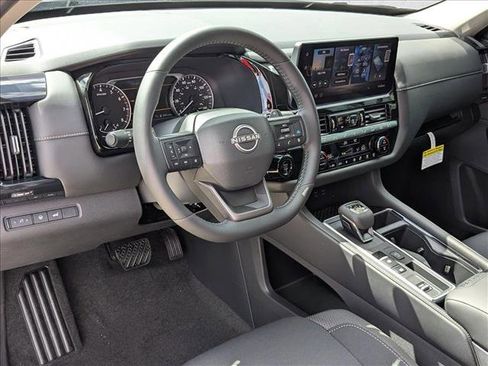 New 2026 Nissan Pathfinder SV image 3