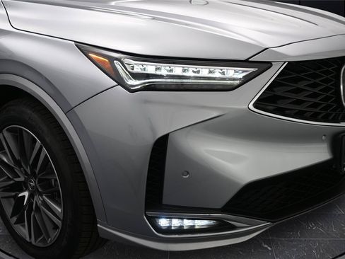 Used 2025 Acura MDX SH-AWD w/ Advance Package image 14