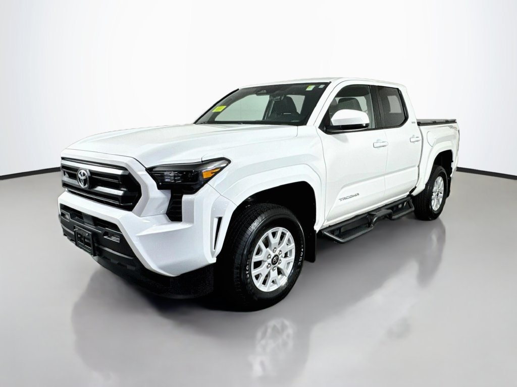 Used 2026 Toyota Tacoma SR5 RWD image 5