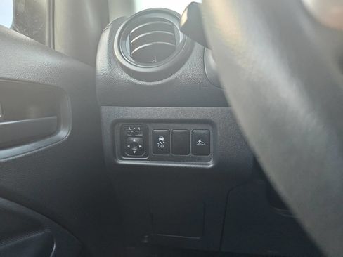 Used 2021 Mitsubishi Mirage ES image 28