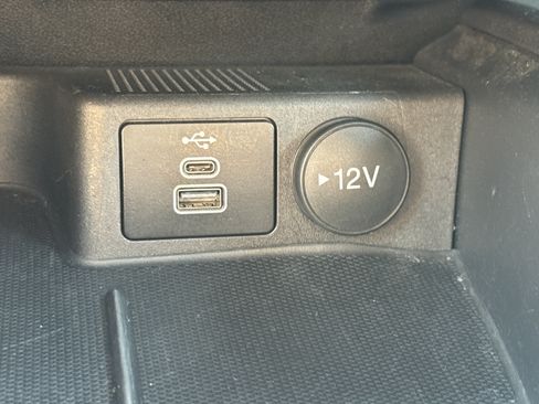 Used 2024 Ford Escape ST-Line AWD/4WD image 23