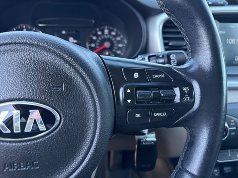 Used 2018 Kia Sorento LX image 13