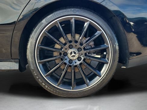 Used 2021 Mercedes-Benz CLA 250 image 6