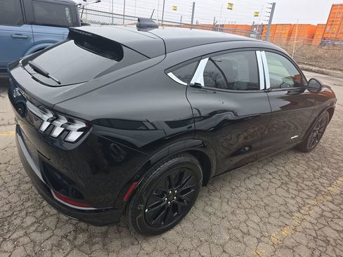 Used 2026 Ford Mustang Mach-E Premium w/ Sport Appearance Package image 4