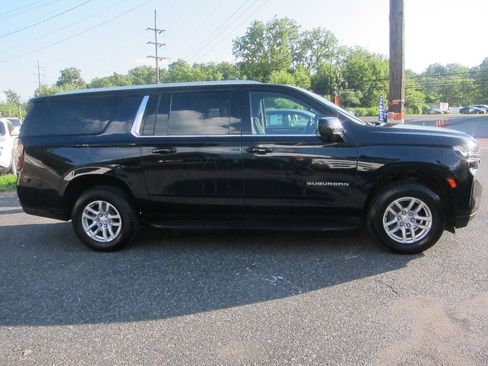 Used 2021 Chevrolet Suburban LS w/ Driver Alert Package AWD/4WD image 3
