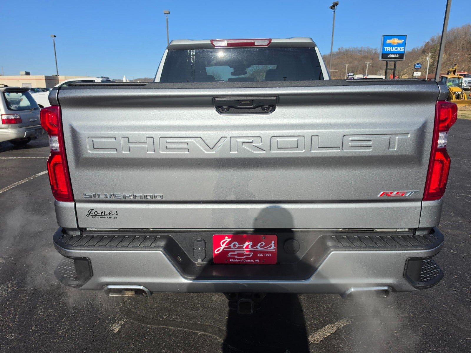 Used 2023 Chevrolet Silverado 1500 RST w/ Z71 Off-Road Package AWD/4WD image 4