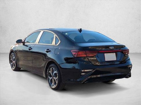 Used 2021 Kia Forte LXS image 8