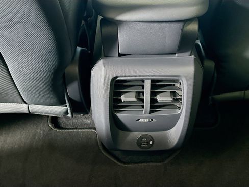 Used 2022 Ford Mustang Mach-E Select image 28