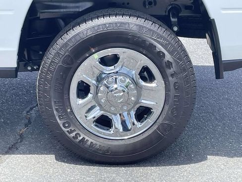 New 2026 RAM 2500 Tradesman w/ Chrome Appearance Group AWD/4WD image 11