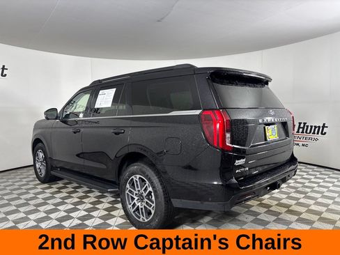 Used 2025 Ford Expedition Active RWD image 9