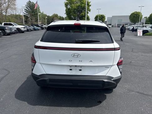Used 2024 Hyundai Kona SEL image 5