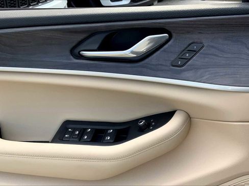 New 2025 Jeep Grand Cherokee Limited w/ Luxury Tech Group II image 18