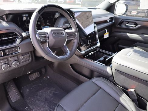 New 2026 GMC Yukon Denali image 12