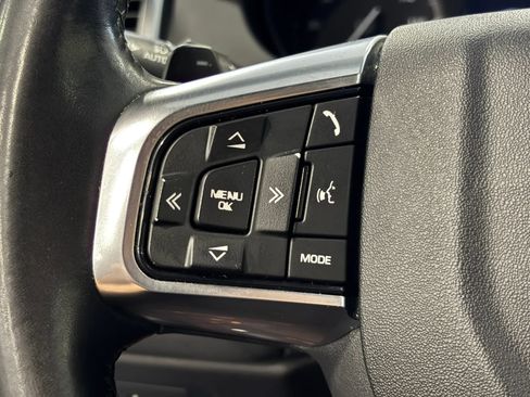 Used 2019 Land Rover Discovery Sport HSE AWD/4WD image 32