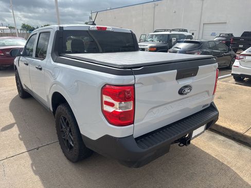 Used 2025 Ford Maverick XL image 5