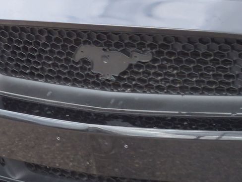 Used 2016 Ford Mustang GT RWD image 12