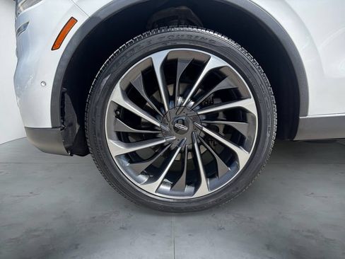 Used 2020 Lincoln Aviator Reserve w/ Equipment Group 202A AWD/4WD image 15