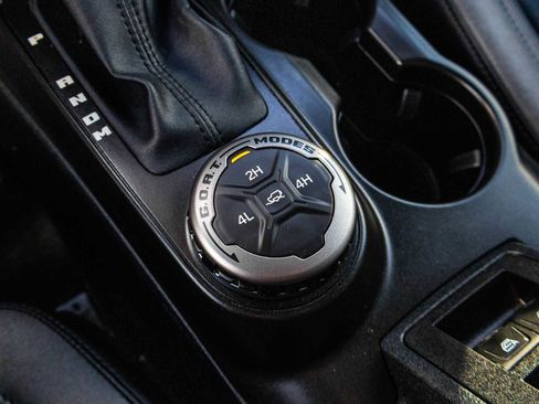 Used 2021 Ford Bronco Black Diamond image 32