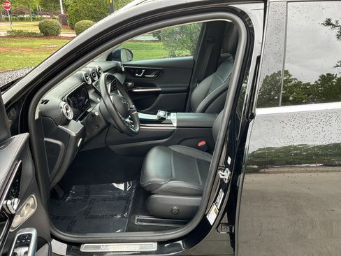 Used 2023 Mercedes-Benz GLC 300 4MATIC image 16