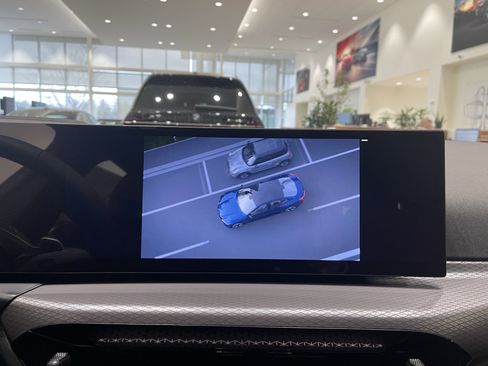 New 2026 BMW 430i xDrive w/ M Sport Package image 13