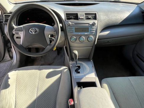Used 2007 Toyota Camry LE image 24