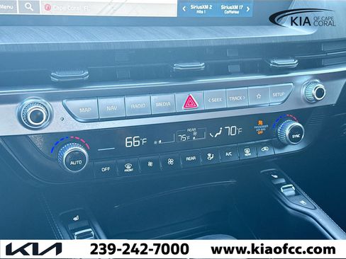 Certified 2024 Kia Telluride EX w/ EX Captain's Chair Package image 37