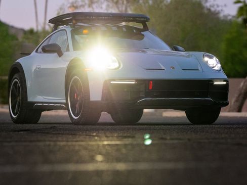 Used 2024 Porsche 911 Dakar image 25