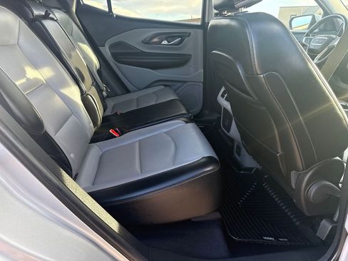 Used 2019 GMC Terrain SLT w/ Preferred Package image 14