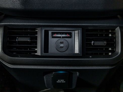 Used 2025 Ford F150 Lariat w/ Equipment Group 502A High image 24