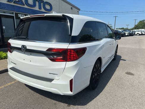 Used 2025 Honda Odyssey Sport-L image 4