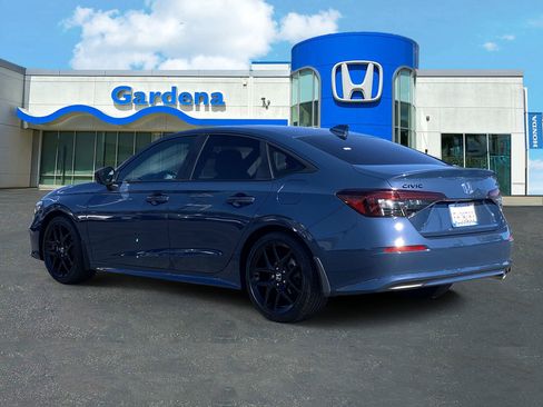 Used 2026 Honda Civic Sport image 4